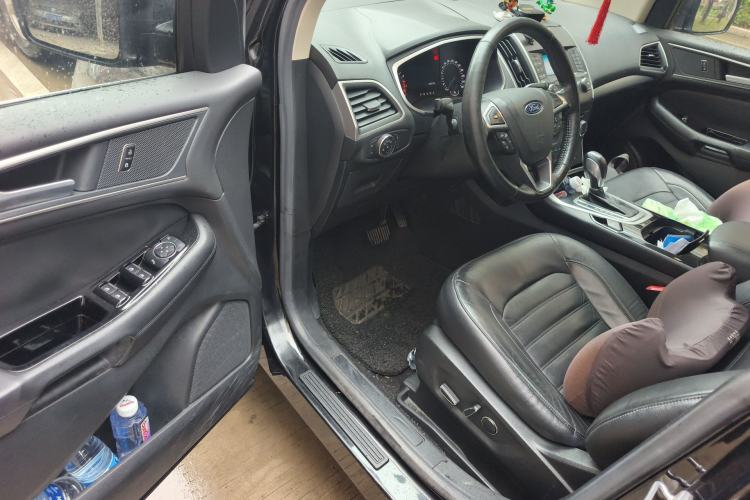 Used Ford Edge 2016 EcoBoost 245 Two-Wheel-Drive Platinum Edition 7-Seater
