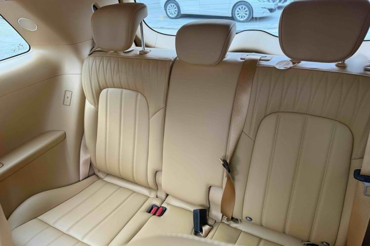 Used VOYAH Dream 2025 PHEV Four-Wheel-Drive Flagship Version – Qiankun Edition Interior 6