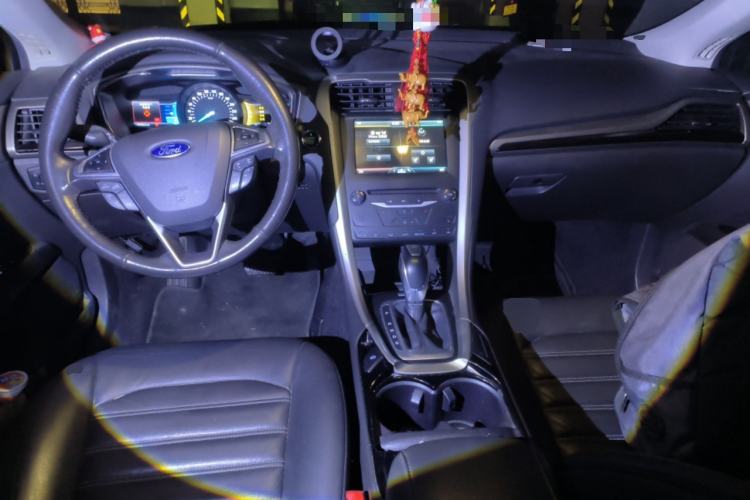 Used Ford Mondeo 2013 2.0L GTDi 200 Luxury Model
