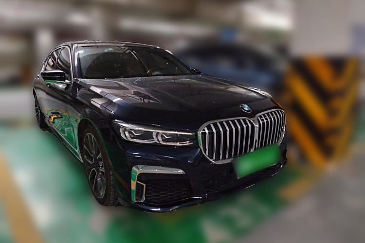 Used BMW 7 Series 2019 740Li Leading Model M Sport Package Front Right 45 Deg