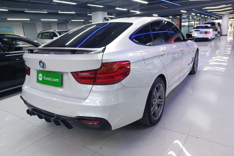 Used BMW 3 Series GT 2016 320i Fashion Model
