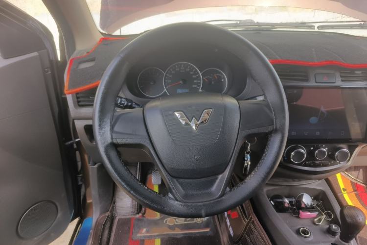 Used Wuling Hongguang 2016 1.5L Restyled S Comfort Version