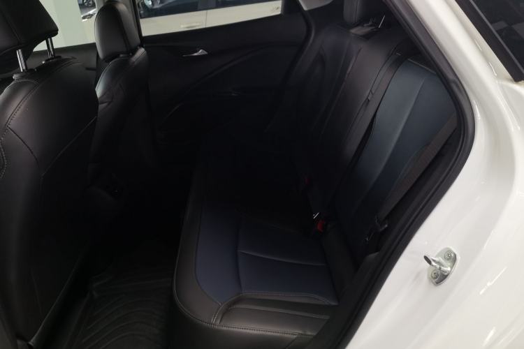 Used Buick Velite 6 2023 Revised Version 430 km Range – Commuter Edition
