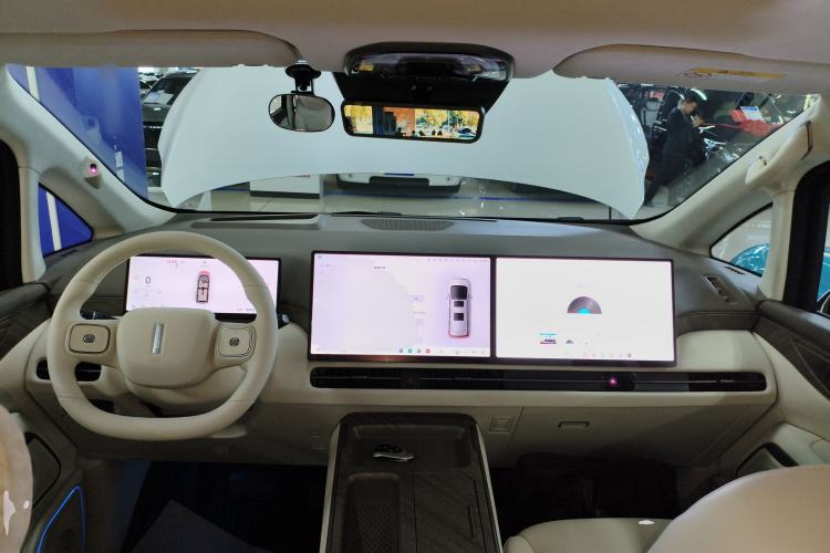 Used Wey Gaoshan 2025 Four-Wheel Drive Alpine 8