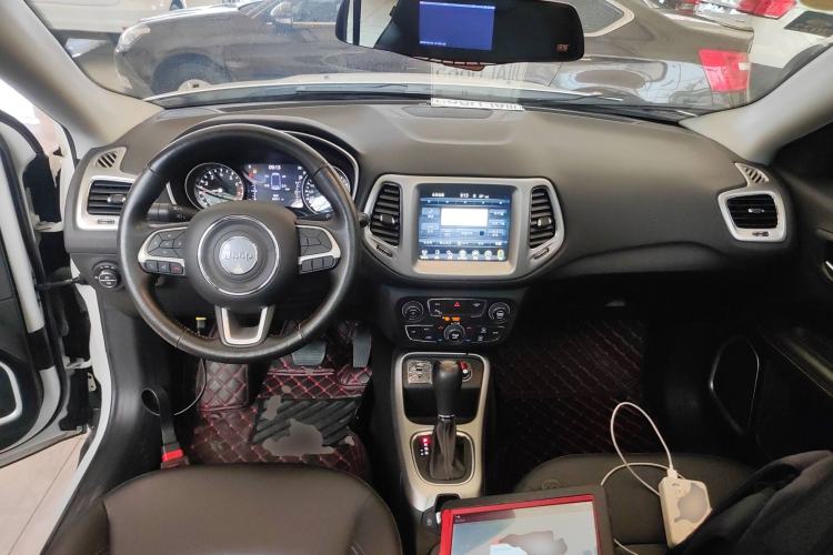 Used Jeep Compass 2017 200T Automatic Family Edition