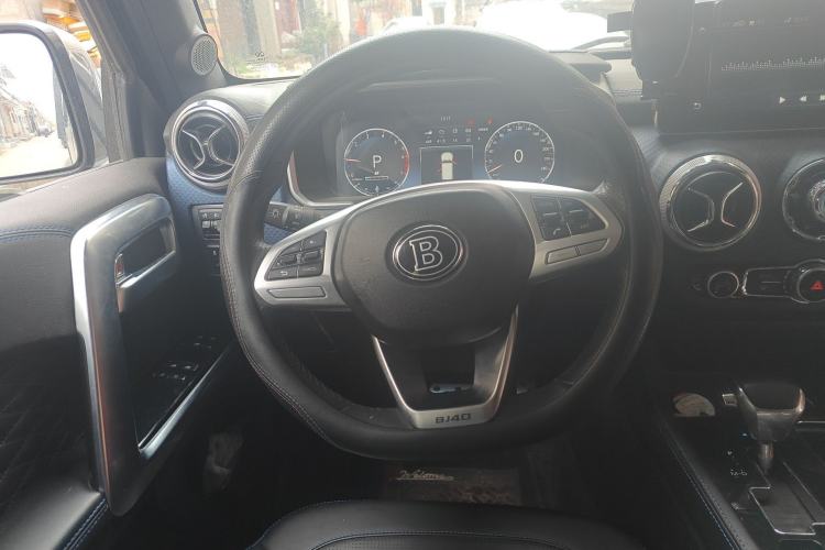 Used BAIC Off-Road BJ40 2018 PLUS 2.3T Automatic Four-Wheel Drive Flagship Version China V Emission Standard Steering Wheel