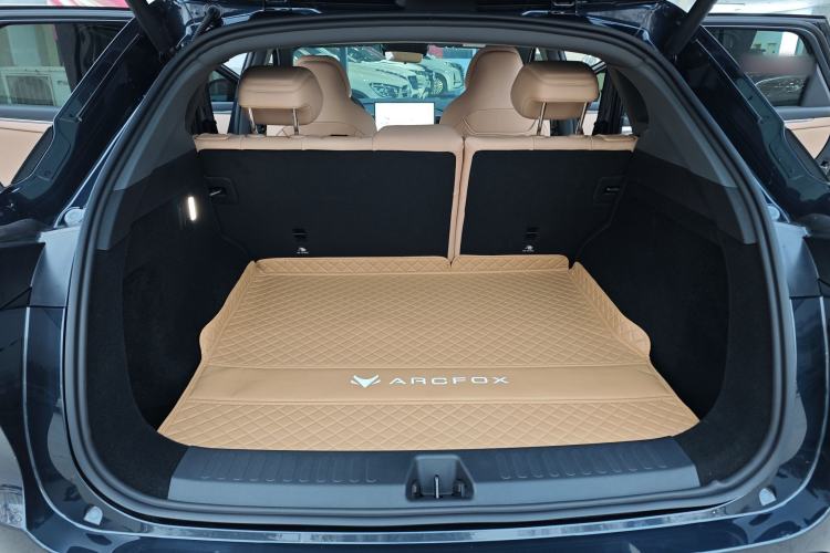 Used ARCFOX Alpha T5 2025 520 PRO
