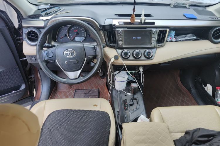 Used Toyota RAV4 2013 2.0L CVT Two-Wheel Drive Urban Edition