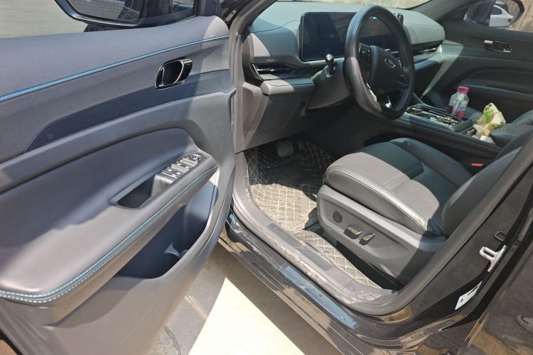 Used Ford Equator Sport  Driver Seat