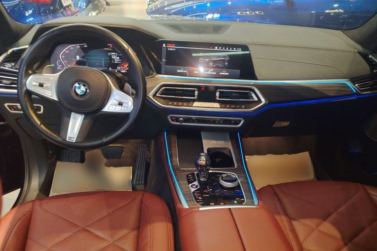 Used BMW X5 2022 Restyled xDrive 40Li M Sport Package
