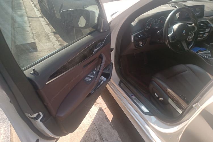 Used BMW 5 Series 2019 Restyled 525Li M Sport Package