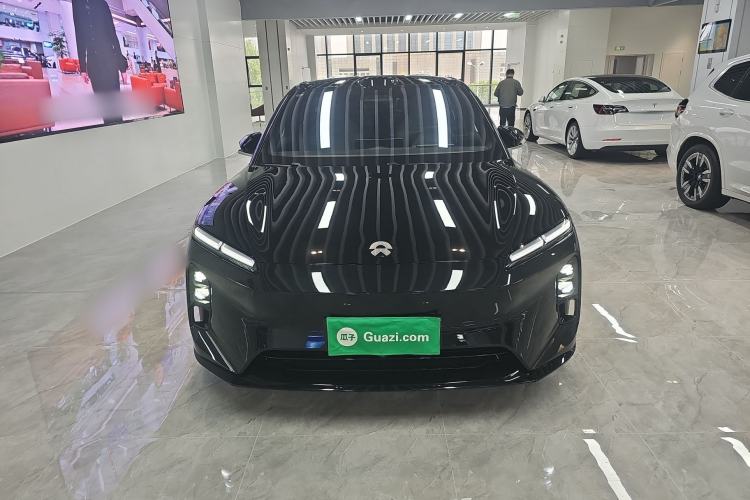 Used Nio ET5T 2025 75 kWh Touring Front