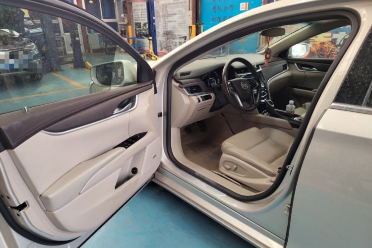 Used Cadillac XTS 2014 28T Comfort Version