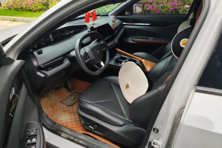 Used CHANGAN UNI-V 2022 1.5T Prestige Version Driver Seat