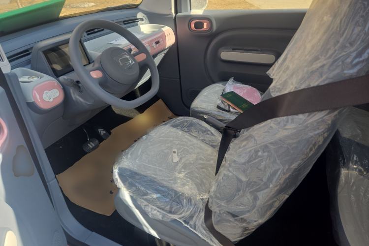 Used Bestune Pony 2026 Model 222km Cute Horse Left Front Seat