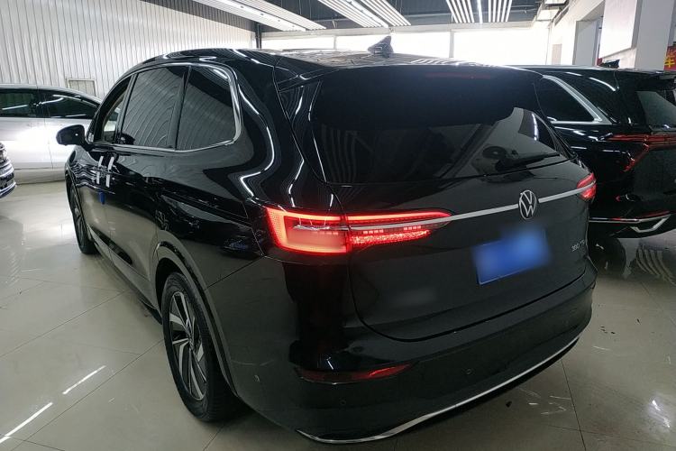 Used Volkswagen Viloran 2024 380TSI Luxury Edition Rear Left 45 Deg