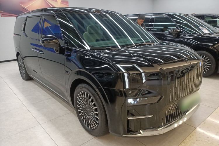 Used Zeekr 009 2024 7-Seater Walk-Through Version Four-Wheel Drive 108 kWh