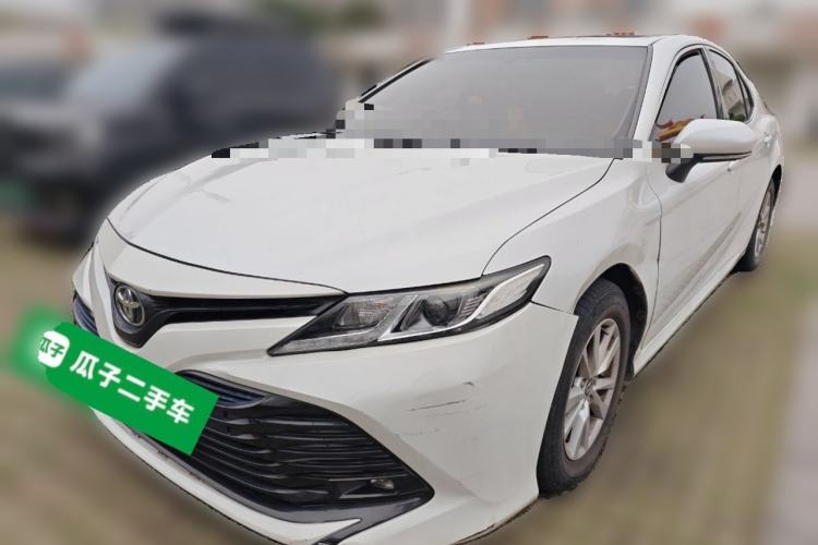 Used Toyota Camry 2018 2.0E Leading Edition