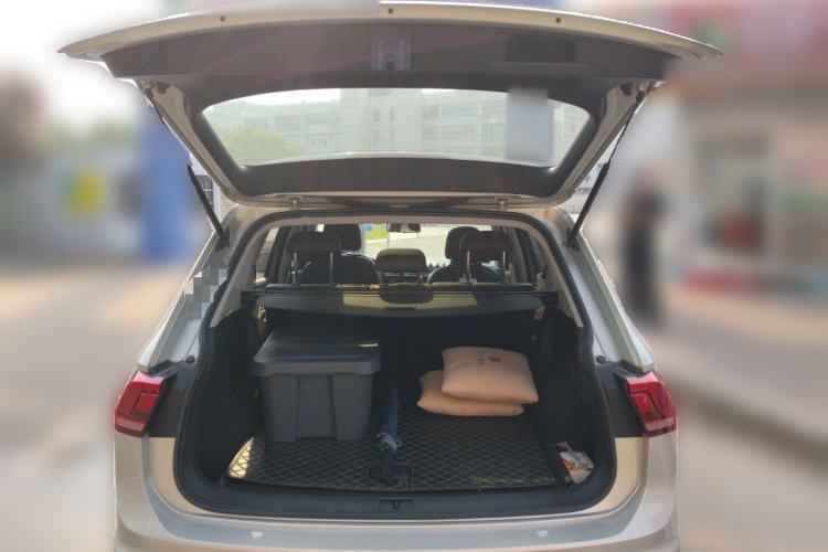 Used Volkswagen Tiguan L 2019 330TSI Automatic Two-Wheel Drive Panoramic Comfort Edition China V Standard Trunk