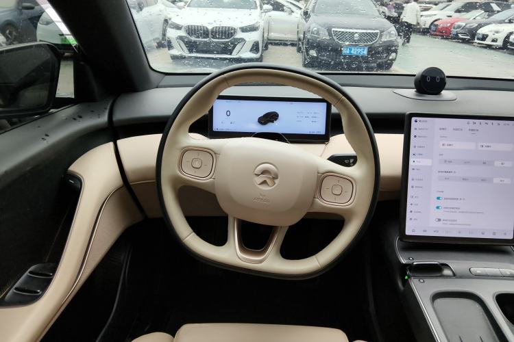 Used Nio ET5T 2024 75kWh Touring Steering Wheel