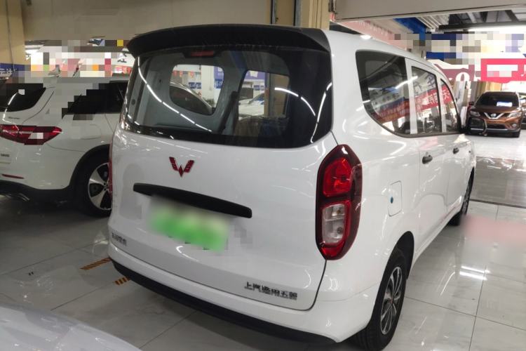 Used Wuling Hongguang New Energy 2025 Extended-Range Hybrid 50 km Utility Version

