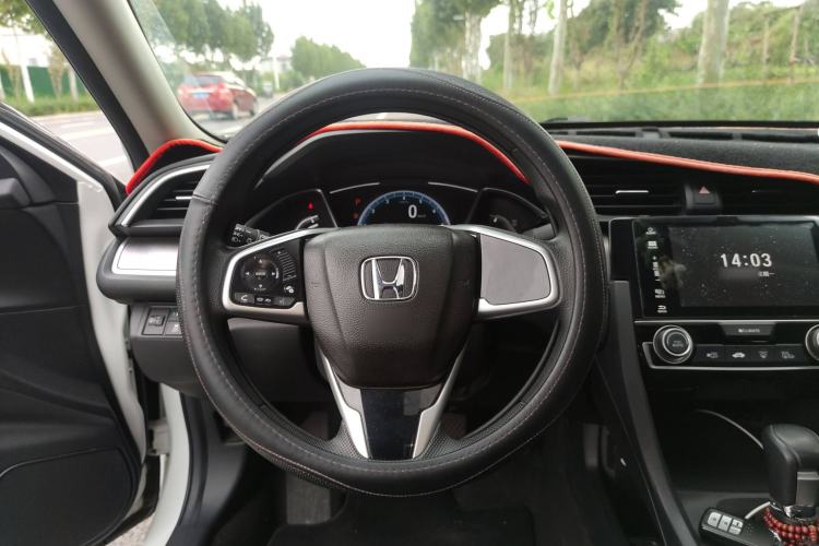 Used Honda Civic 2016 220TURBO CVT Luxury Edition
