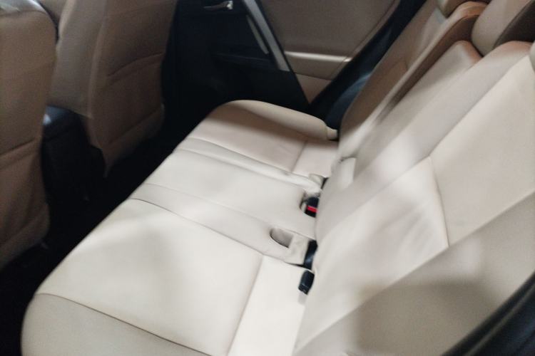 Used Toyota RAV4 2015 2.5L Automatic 4x4 Luxury Edition
