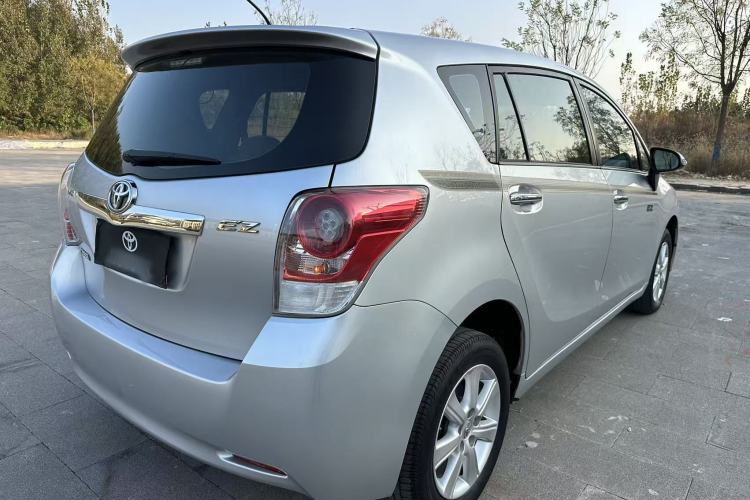 Used Toyota Verso 2014 Starlight 180E CVT Elite Edition
