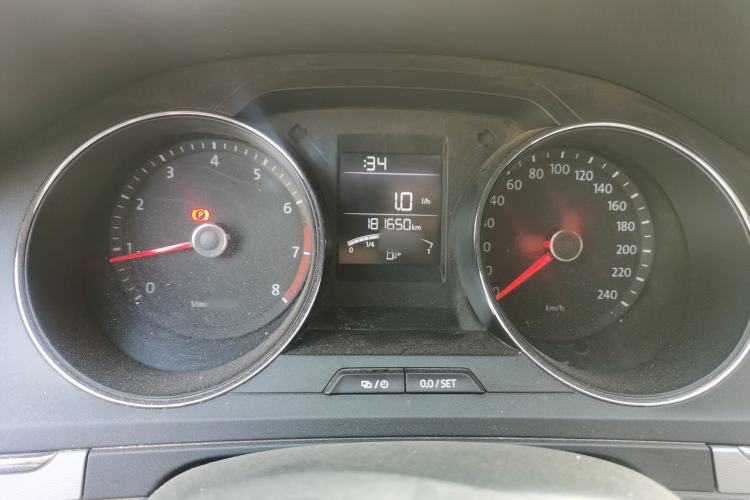 Used Volkswagen Bora 2014 1.6L Manual Fashion Edition