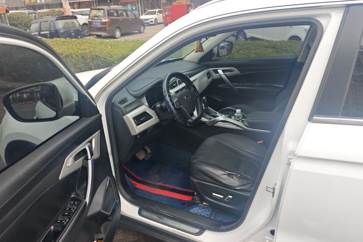 Used Geely Auto Emgrand X7 Sport 2018 1.8TD Automatic Two-Wheel Drive Smart Connect 4G Internet Edition
