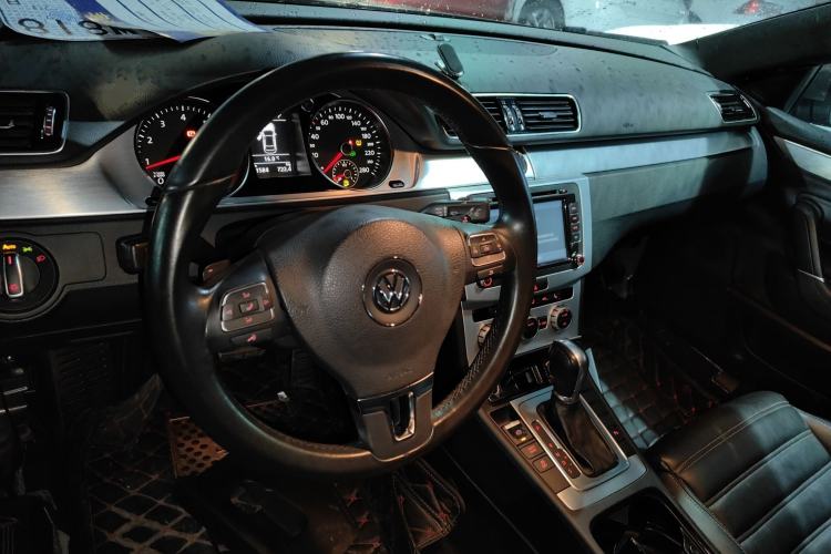 Used Volkswagen FAW-Volkswagen CC 2015 1.8TSI Prestige Model