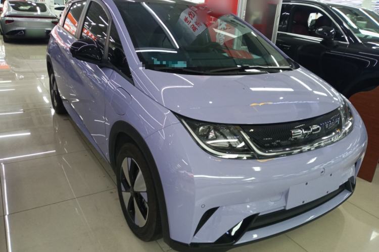 Used BYD Dolphin 2023 420 km Fashion Edition
