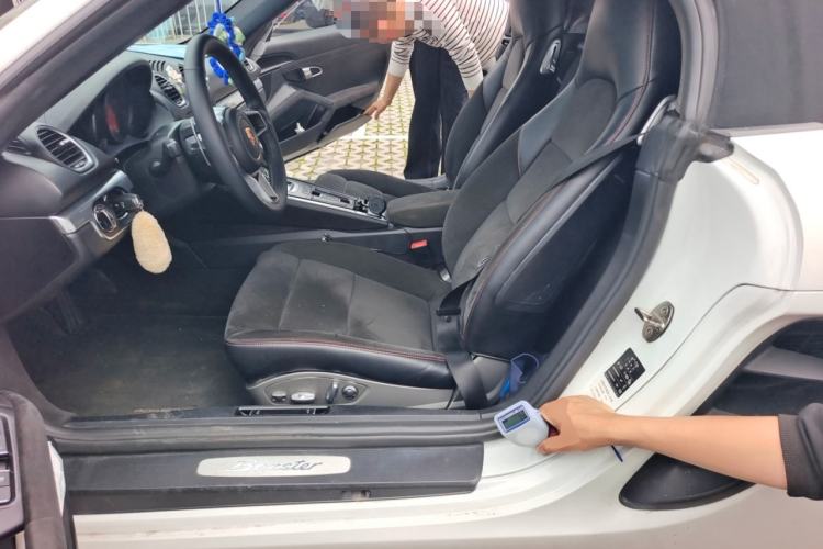 Used Porsche 718 2016 Cayman 2.0T
