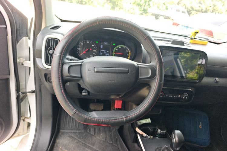 Used Roewe Clever 2022 311km QiQi BoBo Edition Steering Wheel