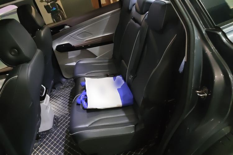 Used Volkswagen ID.6 X 2022 Pure Edition Left Rear Seat