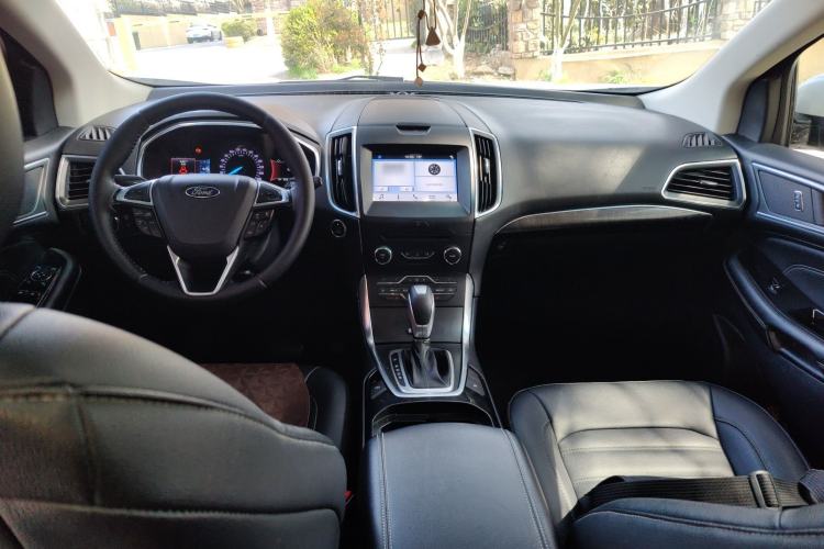 Used Ford Edge 2018 EcoBoost 245 Two-Wheel-Drive Titanium 7-Seater China VI Standard