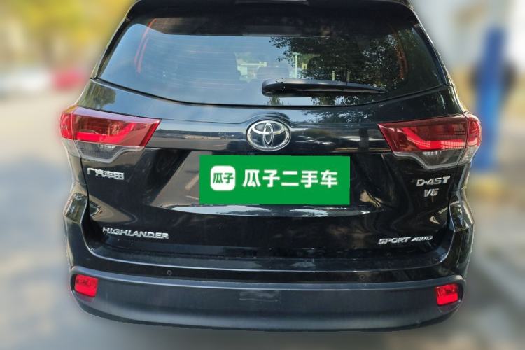 Used Toyota Highlander 2018 2.0T Four-Wheel Drive Luxury Version 7 Seats China VI Standard