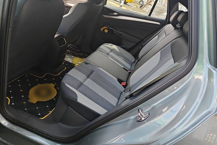 Used Volkswagen ID.4 CROZZ 2025 Pure Edition