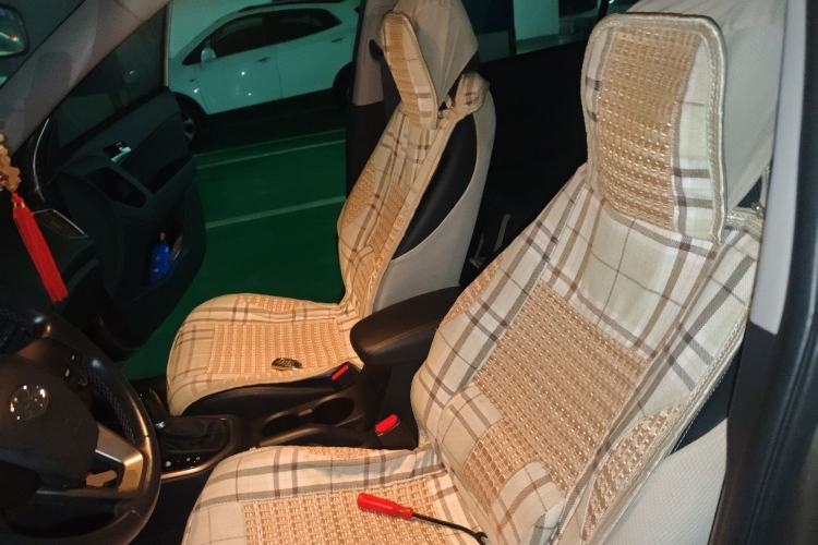 Used Hyundai ix25 2015 1.6L Automatic Two-Wheel Drive Smart GLS Trim
