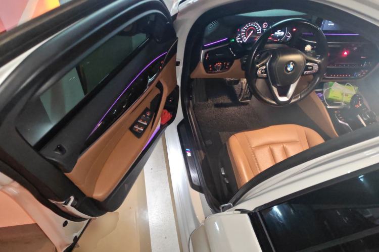 Used BMW 5 Series 2018 Restyled 530Li Leading Edition M Sport Package