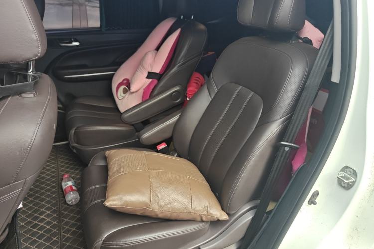 Used GAC Trumpchi M6 2019 270T Automatic Luxury Edition (7-seater) China V Standard Left Rear Seat