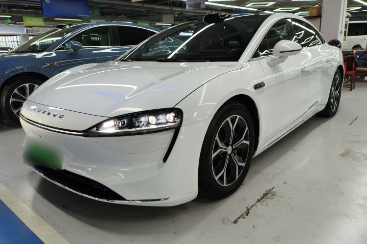 Used Hima Luxeed S7 2025 855 km Max