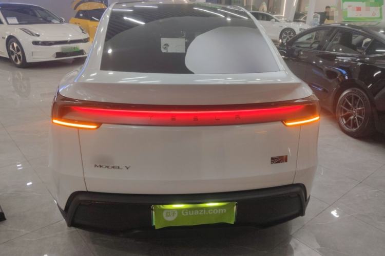 Used Tesla Model Y 2025 Rear-Wheel Drive First Edition