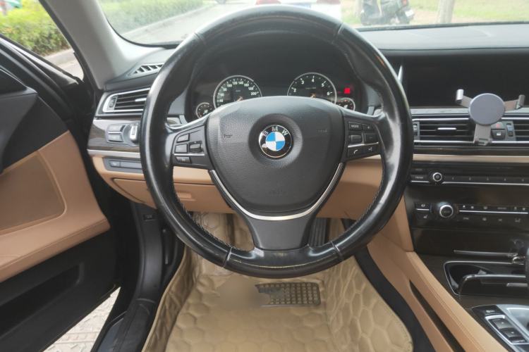 Used BMW 7 Series 2014 730Li Premium Edition
