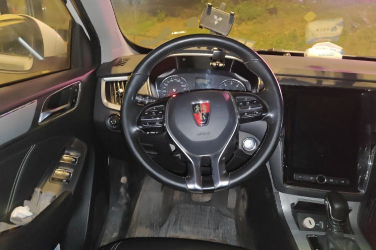 Used Roewe RX5 2019 20T Two-Wheel Drive Automatic 4G Connected Platinum Edition
