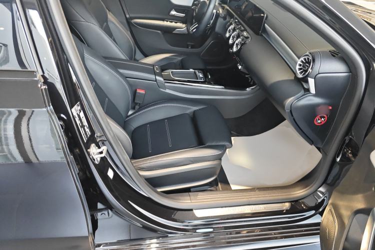 Used Mercedes-Benz A-AMG 2025 AMG A 35 L 4MATIC