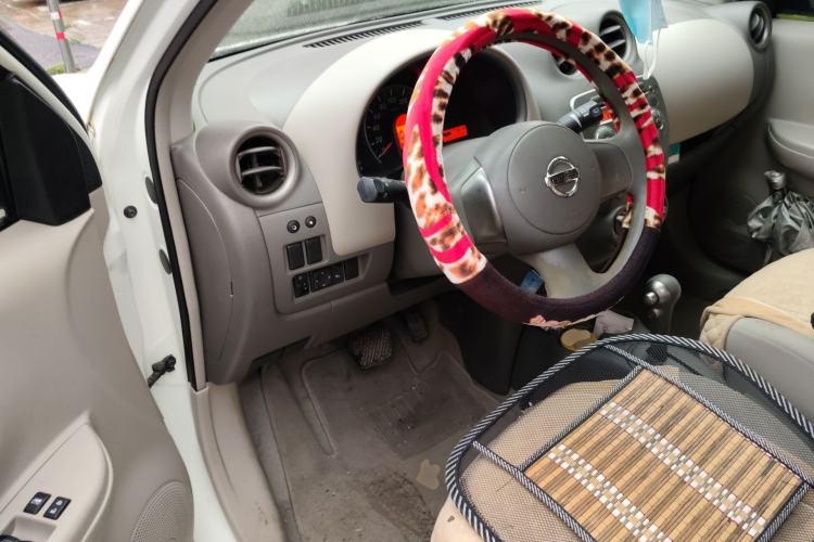 Used Nissan March 2010 1.5L Automatic Easy-Style Version
