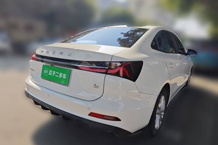 Used Roewe i5 2023 1.5L Manual Comfort Edition
