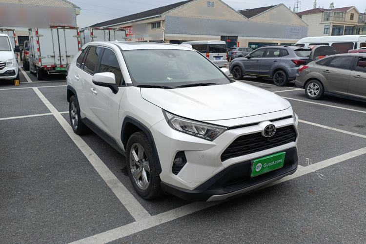 Used Toyota RAV4 2022 2.0L CVT Two-Wheel Drive Fashion Plus Edition