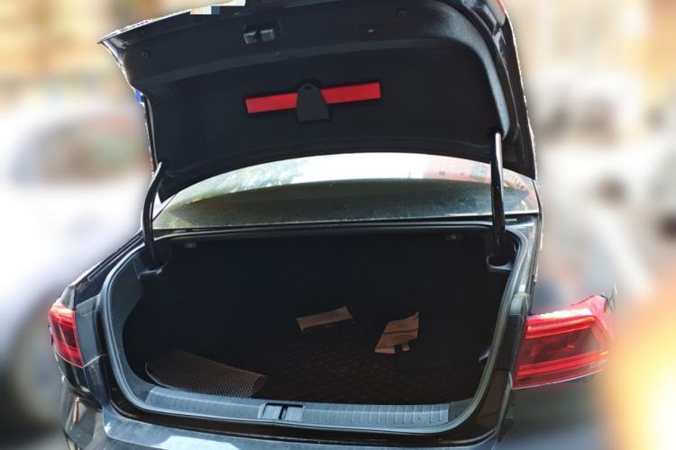 Used Volkswagen Magotan 2020 330TSI DSG Luxury Edition Trunk